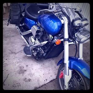 2008 Suzuki 1800